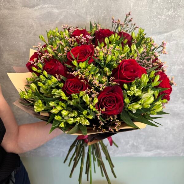 Gėlių puokštė „Rožių tango”