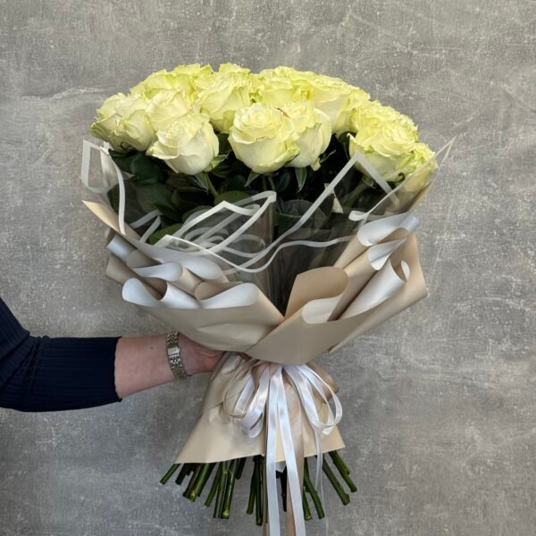 Rožių puokštė „Baltos svajos”